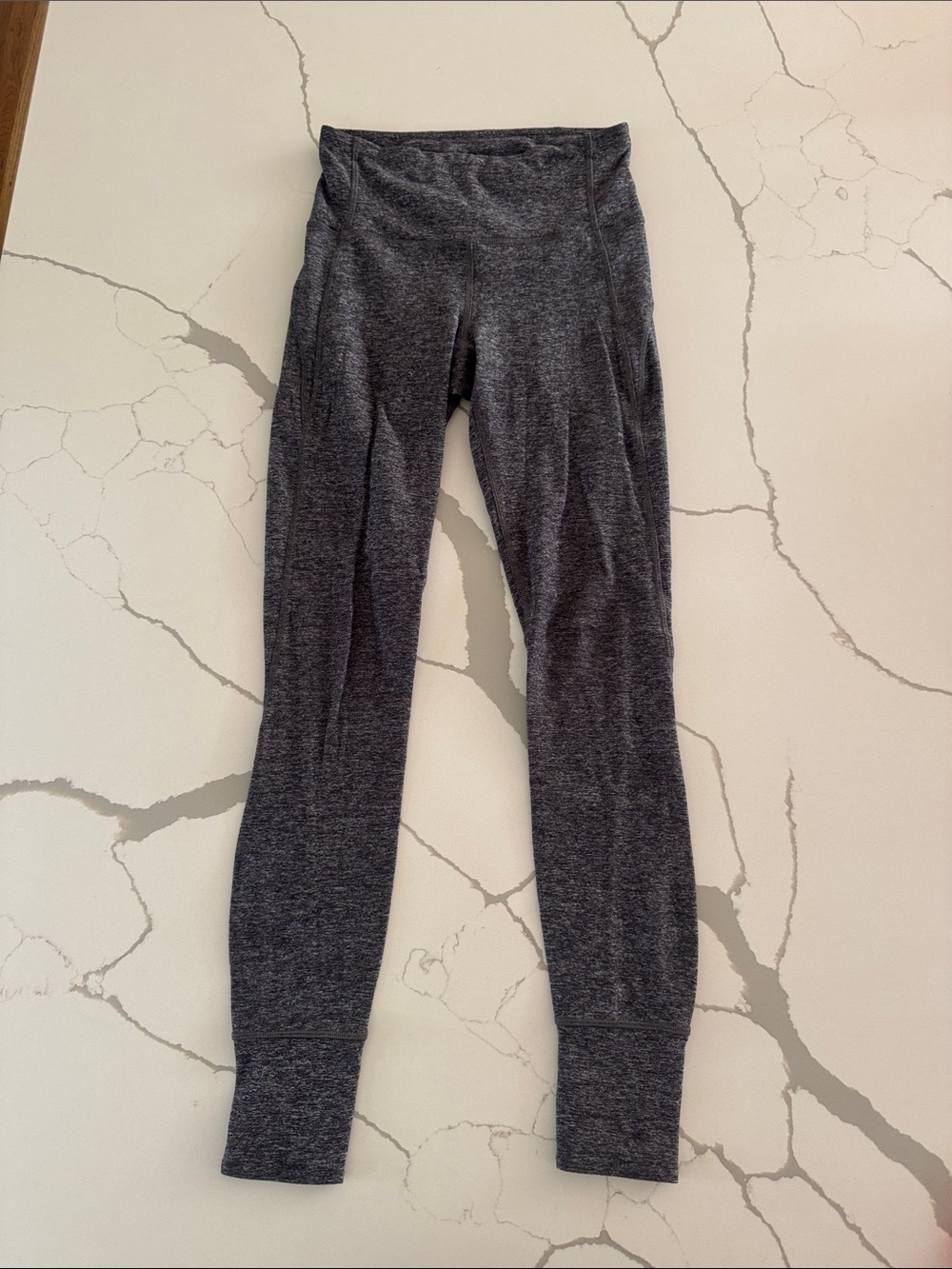 Lululemon Women’s Sz. 4 Athletic Leggings